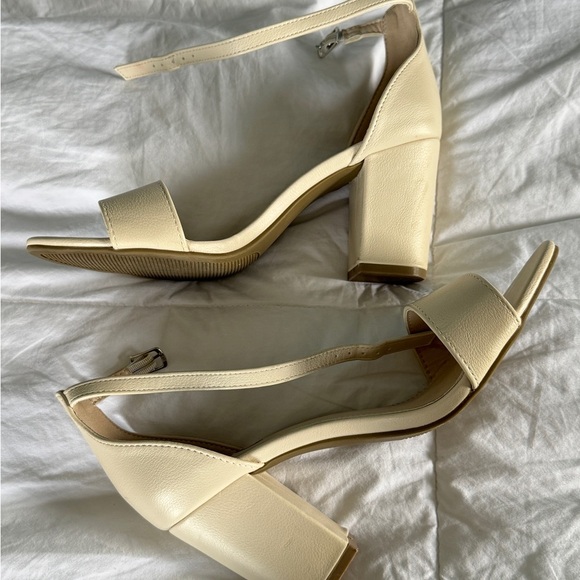 SO Nude Block Heel Sandals – Size 7.5 - Picture 5 of 11